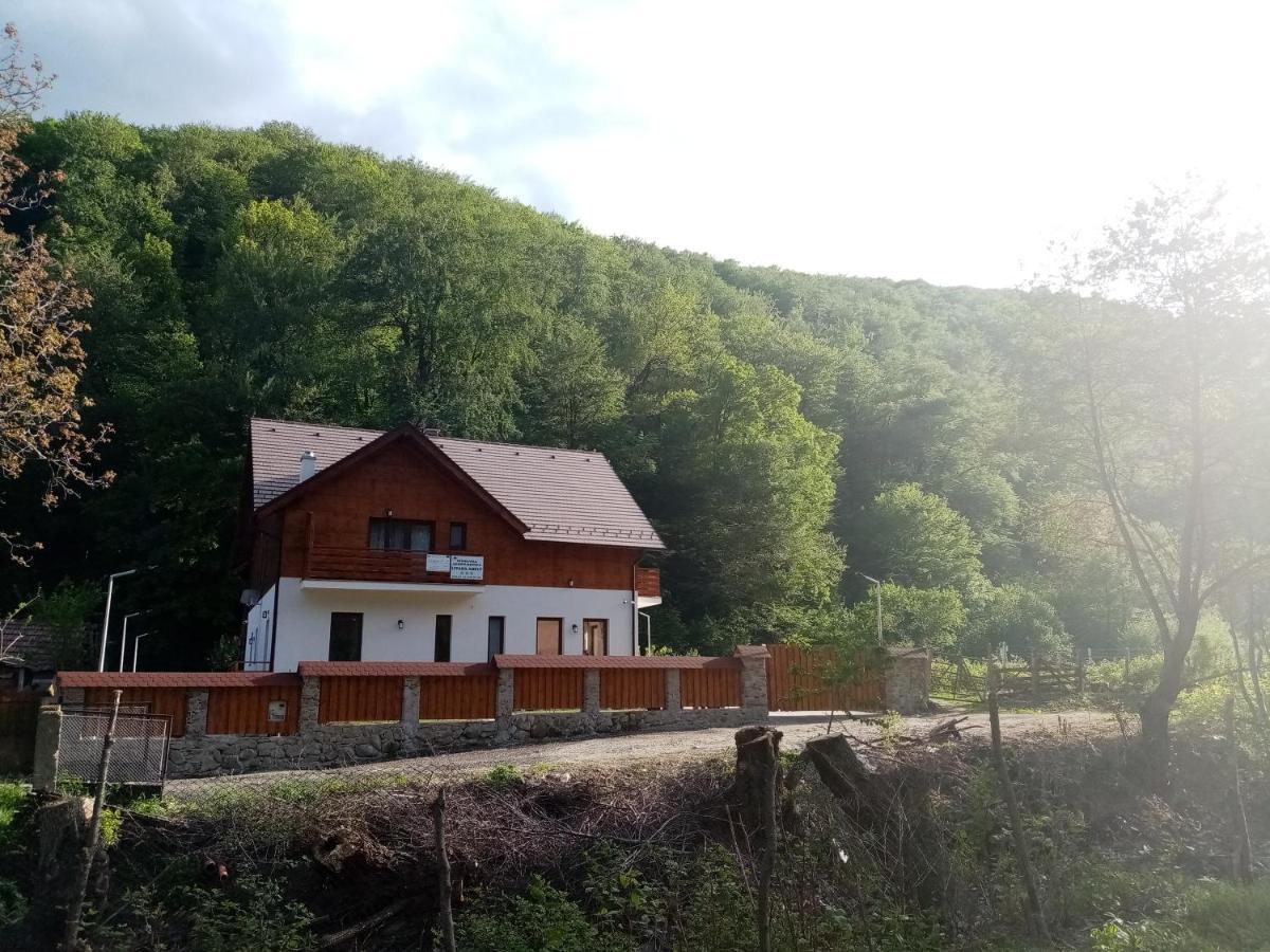 Hotel Livada Amely Gales Exterior foto